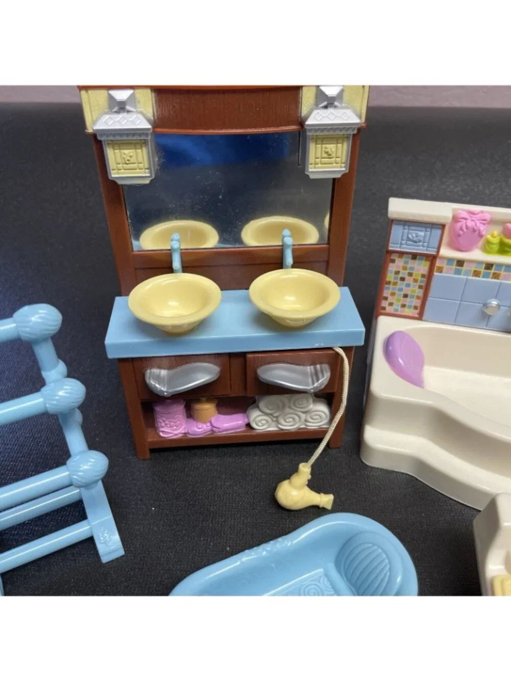 Fisher Price Loving Family Dollhouse Bathroom Lot Double Sink Toilet Bathtub
